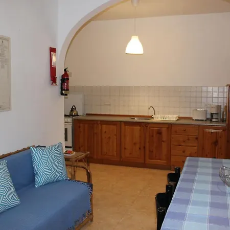With Aircondition & Washing Machine In With Valley Views Apartment